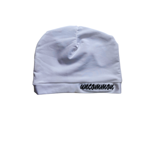 UNCOMMON SKULL CAP - WHITE & BLACK