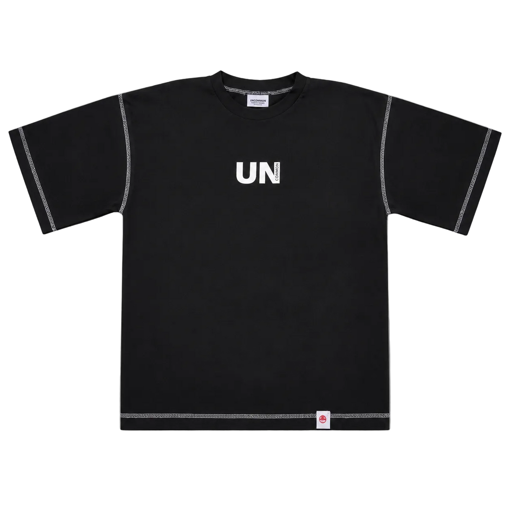 UN TEE - BLACK