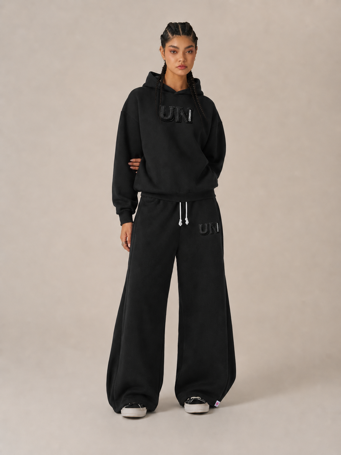 3D UN HOODIE (BLACK)